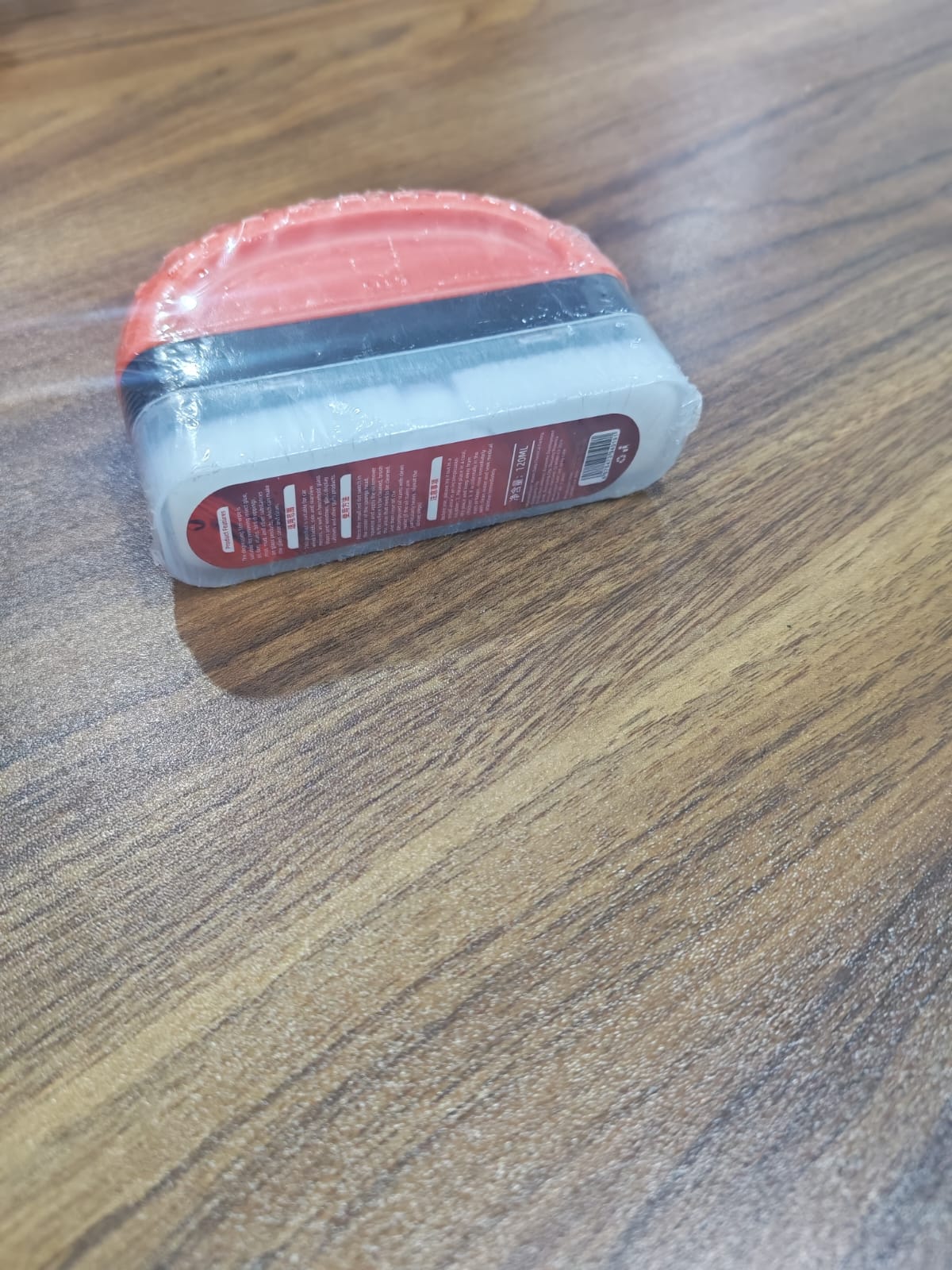 فرشة تنظيف وتلميع زجاج السيارات