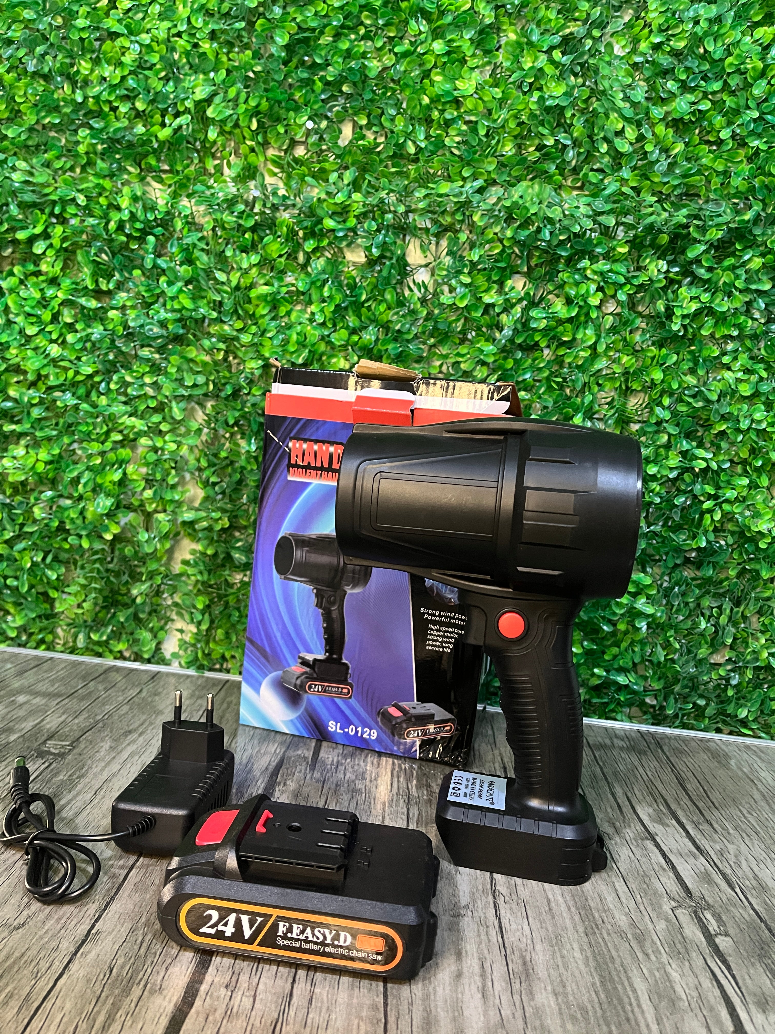 بلاور هواء لاسلكي قوي 24V – تنظيف احترافي في ثواني