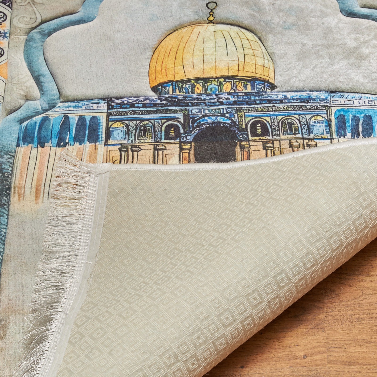 مصلية مبطنة مانعة للانزلاق + سبحة - Finder